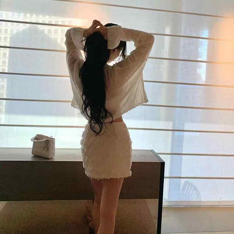 秋服 レディース ファッション オシャレ カワイイ シンプル 大人カワイイ 大きいサイズ オフホワイト ビーズ 露出防止 ヒップ ラップ スカート