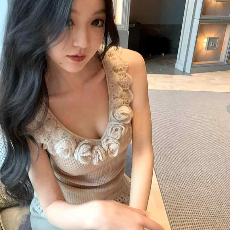 秋服 レディース ファッション オシャレ カワイイ シンプル 大人カワイイ 大きいサイズ 花柄 アプリコット ニット レースフラワー ノースリーブ ボトム ベスト トップス