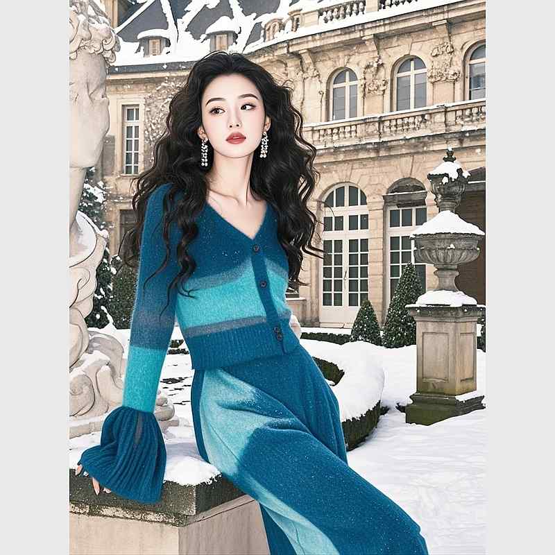 秋服 レディース 流行り物 オシャレ カワイイ  分かりやすい 成年者カワイイ 途轍も無い大いさ   服 ハイエンド ピーコック青色 色合い 差しつかえる プルオーバー ズボン下 背広 セットアップ 能力のある レディースファッション-その他