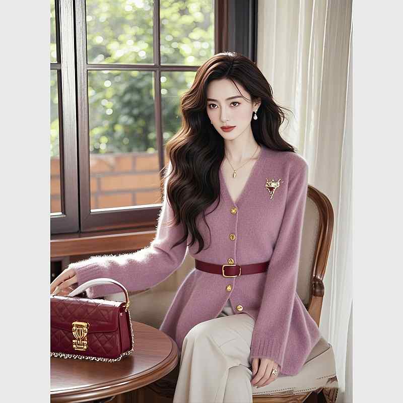 秋服 レディース ファッション オシャレ カワイイ シンプル 大人カワイイ 大きいサイズ ソフト ハイエンド Vネック セーター トップス 紫色 ジャケット｜リコット