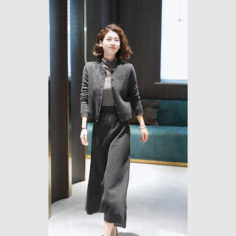 秋服 レディース 流行り物 オシャレ カワイイ  分かりやすい 成年者カワイイ 途轍も無い大いさ   窈窕たる 出で立ち ハイエンド 編み物ジレー スコート 背広 レディースファッション-その他