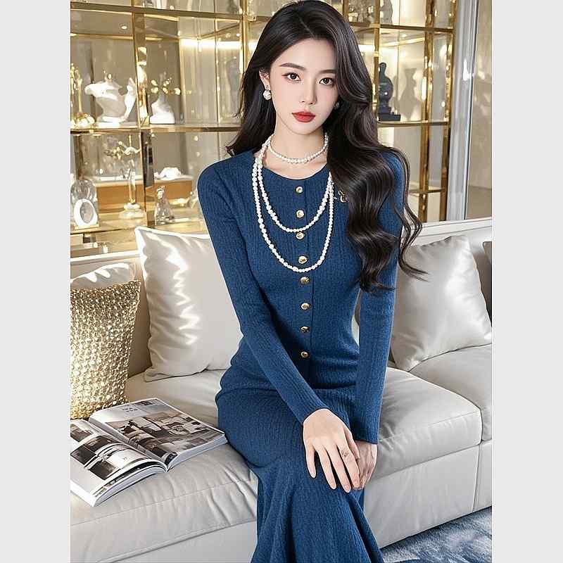 秋服 レディース ファッション オシャレ カワイイ シンプル 大人カワイイ 大きいサイズ フレンチ ハイエンド 軽 青 ニット ドレス|リコット