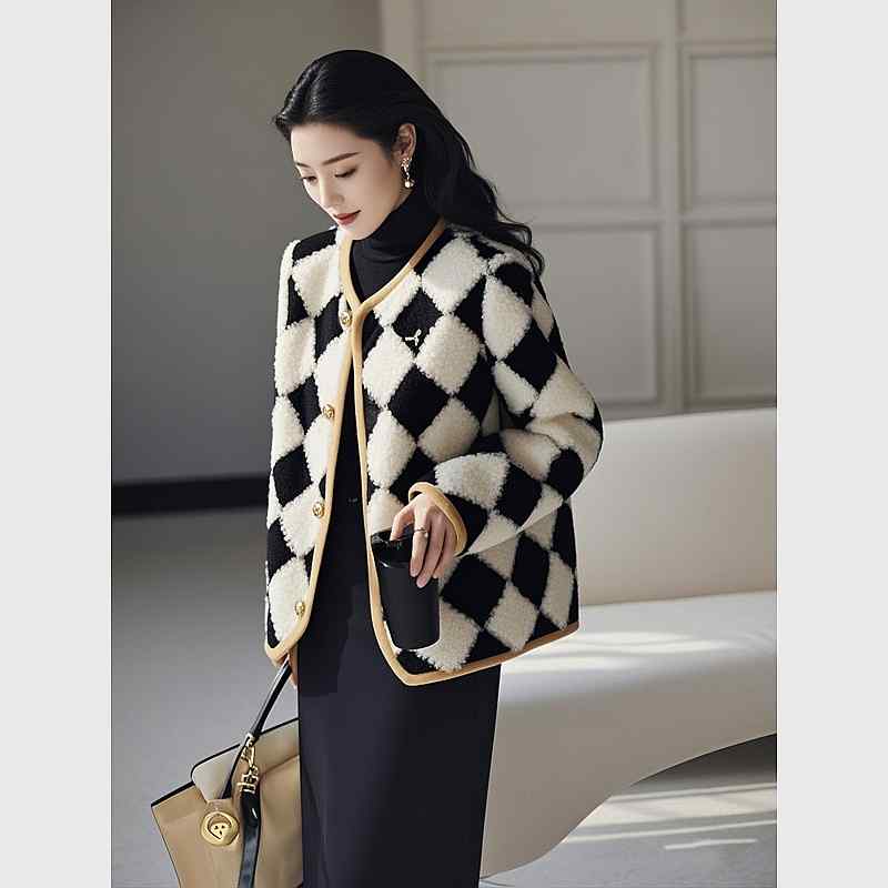 秋服 レディース ファッション オシャレ カワイイ シンプル 大人カワイイ 大きいサイズ トップス 韓国スタイル フレグランス ブラック チェッカーボード ラムウール ジャケット|リコット