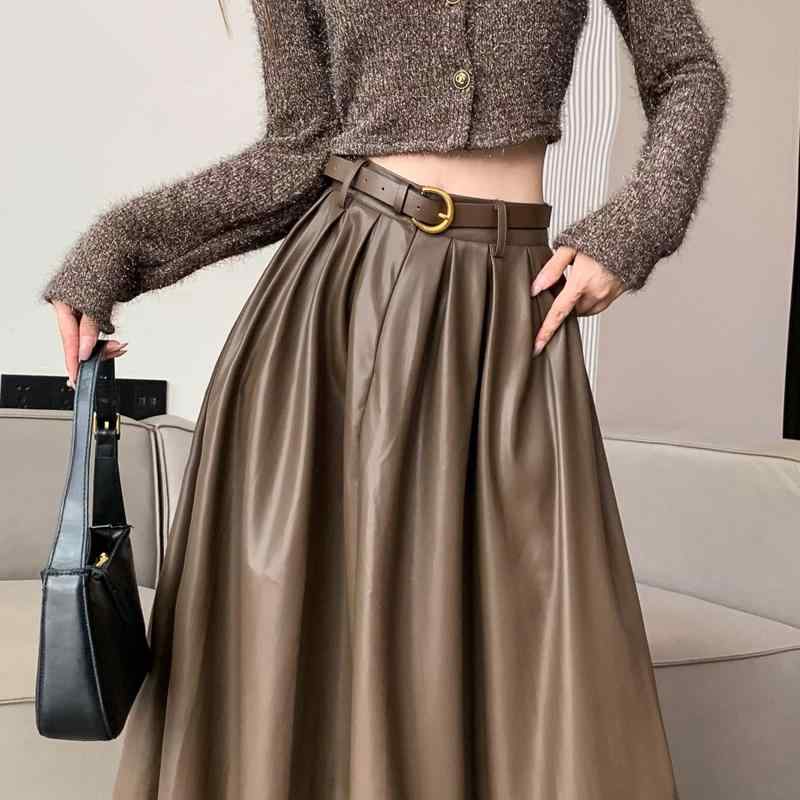 春 コーデ レディース 流行り物 オシャレ カワイイ   分かりやすい 好いたらしいめ 自然的 窈窕たる心地好い 成人女性服 ハイエンド 赤銅色 PUなめし革 スコート ご機嫌酉の方角 A伝達ルート スコート 真っただ中丈 律動的な調子 コウモリ傘