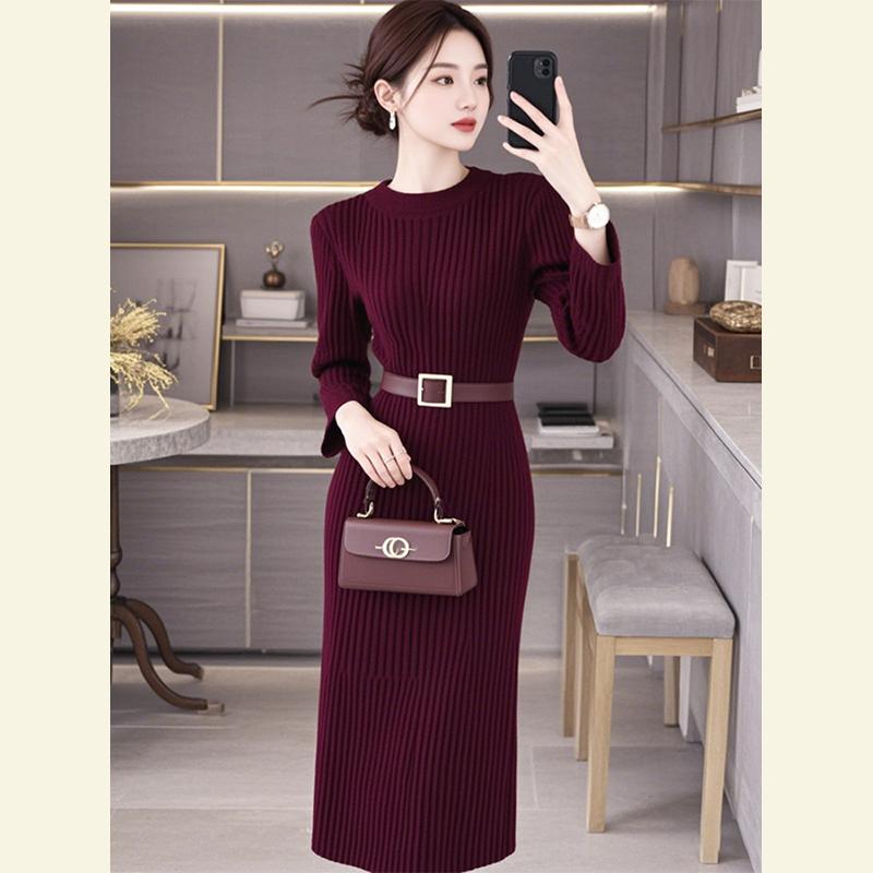 秋服 レディース ファッション オシャレ カワイイ シンプル 大人カワイイ 大きいサイズ フレンチ ハイエンド お姫様 バーガンディ ニット ドレス｜リコット