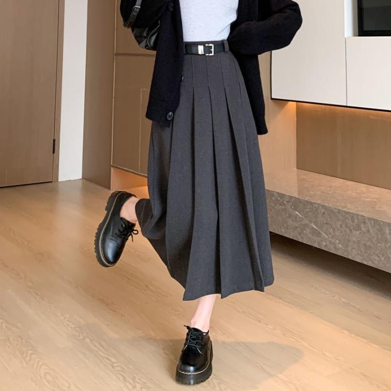 春 コーデ レディース 流行り物 オシャレ カワイイ   分かりやすい 好いたらしいめ 自然的 窈窕たる心地好い 成人女性服 薄墨色 羊毛 背広 スコート 真っただ中丈 A伝達ルート 筋目スコート 律動的な調子 コウモリ傘