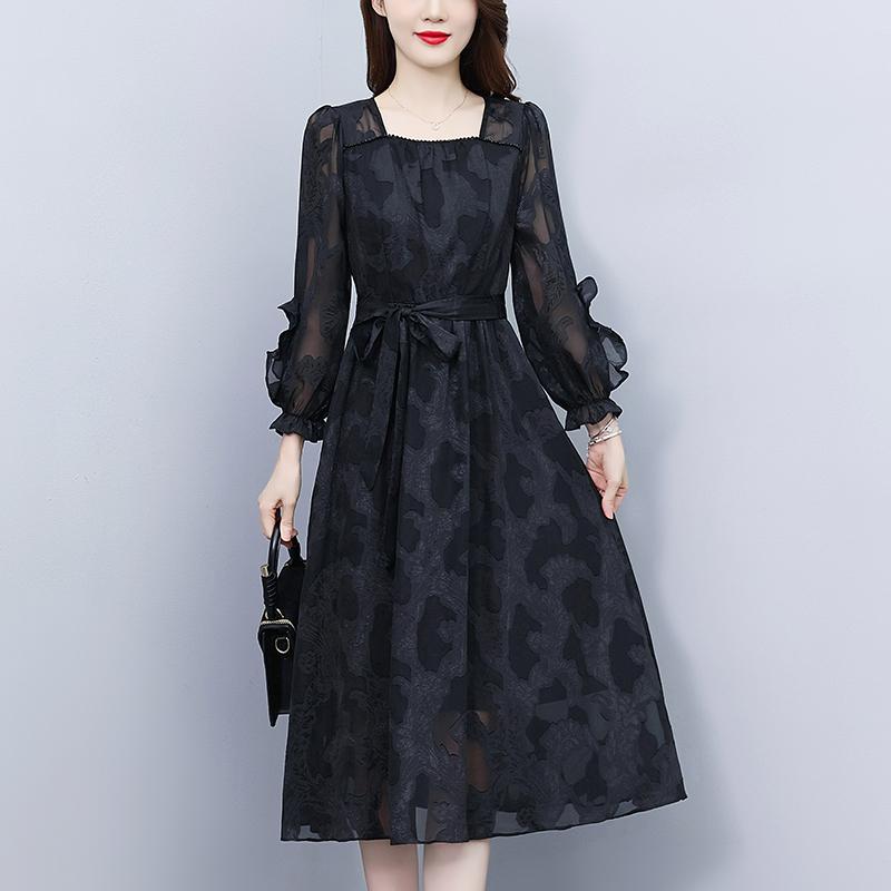 秋服 レディース 流行り物 オシャレ カワイイ  分かりやすい 成年者カワイイ 気が大きい大きさ   レトロ ジャカード 黒 長袖 お召しもの 酉の方角 真っただ中丈 スコート 通いお召しもの