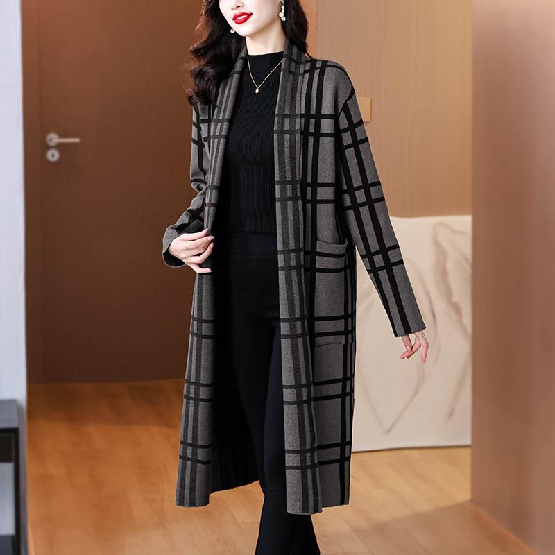 秋服 レディース 流行り物 オシャレ カワイイ  分かりやすい 成年者カワイイ 気が大きい大きさ   編み物 読み合わせる柄 厚地の外套 上衣 通いお召しもの トップス