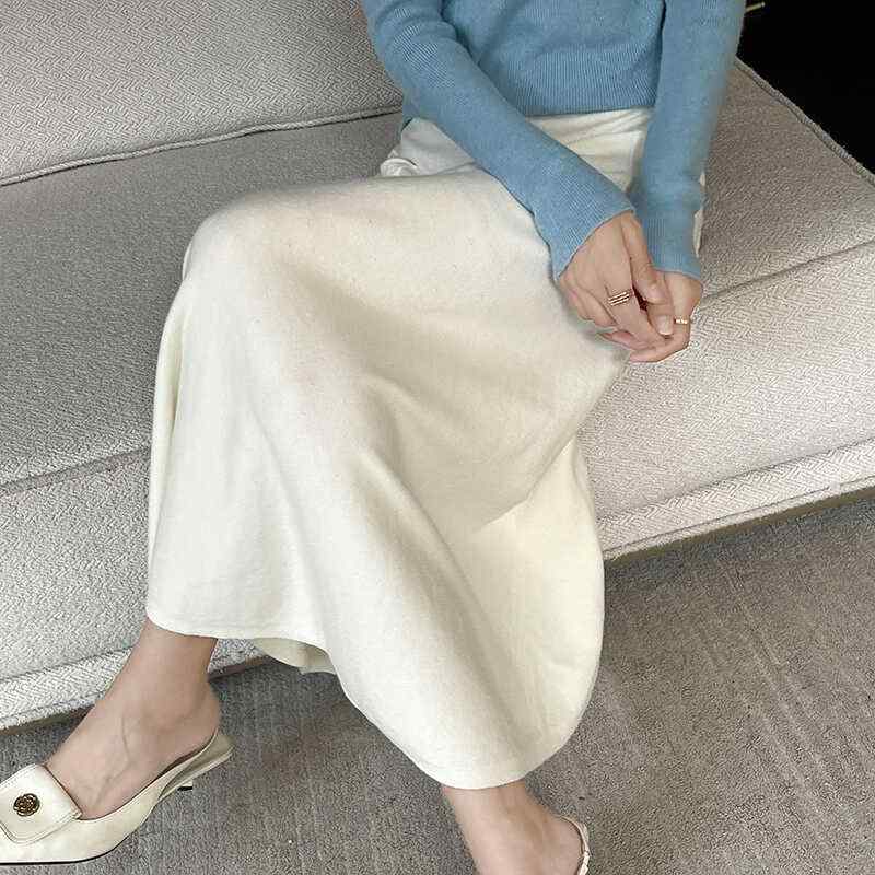 春 コーデ レディース 流行り物 オシャレ カワイイ   分かりやすい 好いたらしいめ 自然的 窈窕たる心地好い 成人女性服 真っただ中丈 編み物 スコート 衣嚢 ご機嫌酉の方角 ロング 3つ名取り草 コウモリ傘 裾