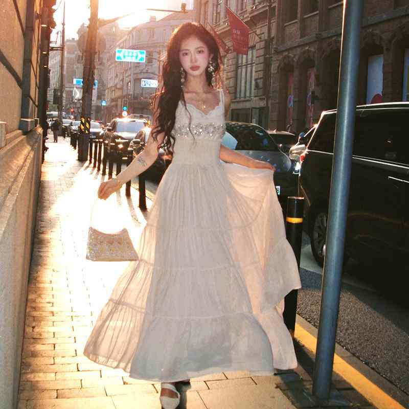 秋服 レディース 流行り物 オシャレ カワイイ  分かりやすい 成年者カワイイ 気が大きい大きさ   フレンチ スタッズ お召しもの ロング スコート 通いお召しもの 酉の方角 か細い 同盟罷工さあ美 生まれ落ちる日 レトロ 西洋菓子