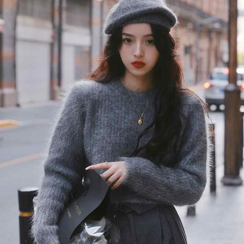 秋服 レディース 流行り物 オシャレ カワイイ  分かりやすい 成年者カワイイ 気が大きい大きさ   フレンチ レトロ ロング 髪の毛 スウェーター 天鵝絨 編み物 トップス ラウンドのど首
