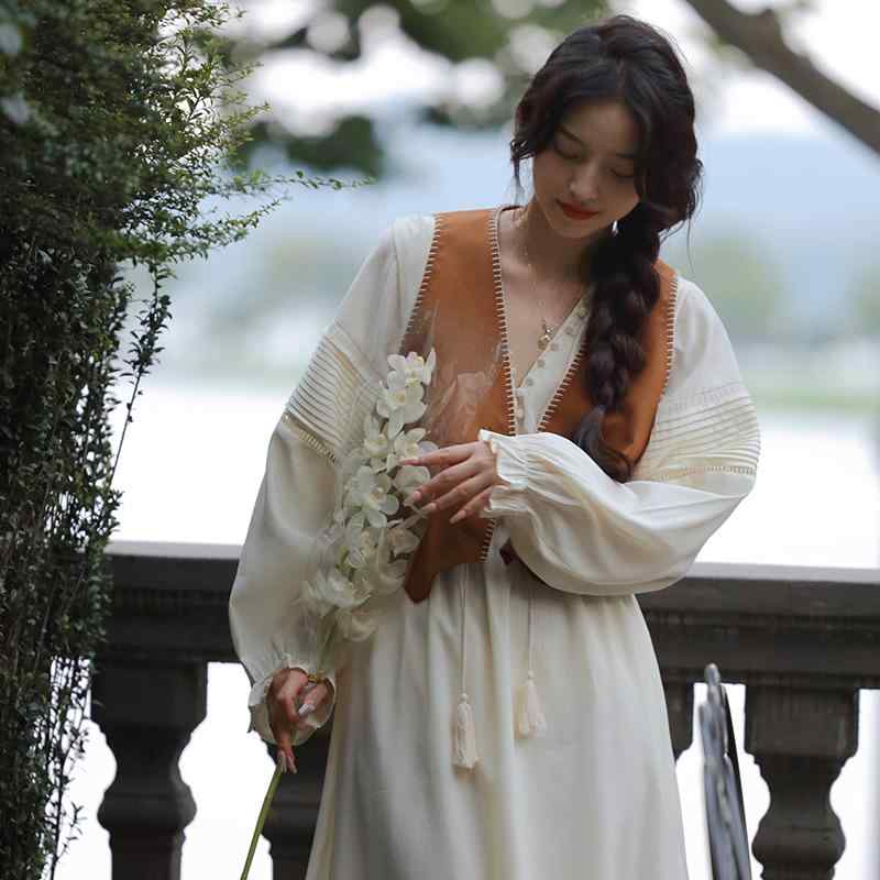 秋服 レディース ファッション オシャレ カワイイ シンプル 大人カワイイ 大きいサイズ フレンチ Vネック ランタン スリーブ 長袖 ドレス ウエスト ロング スカート ハイウエスト ブラウン ブレーク