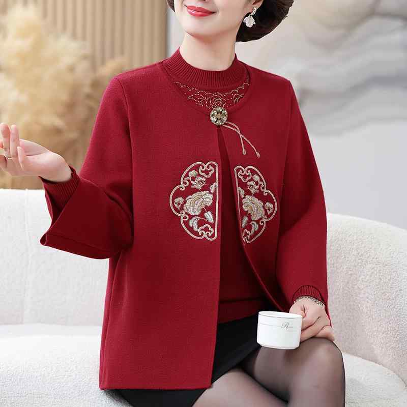 春 コーデ レディース ファッション オシャレ カワイイ シンプル きれいめ ナチュラル 上品カジュアル 婦人服 ニット セーター コート ツーピース スーツ ゆったり 赤 トップス