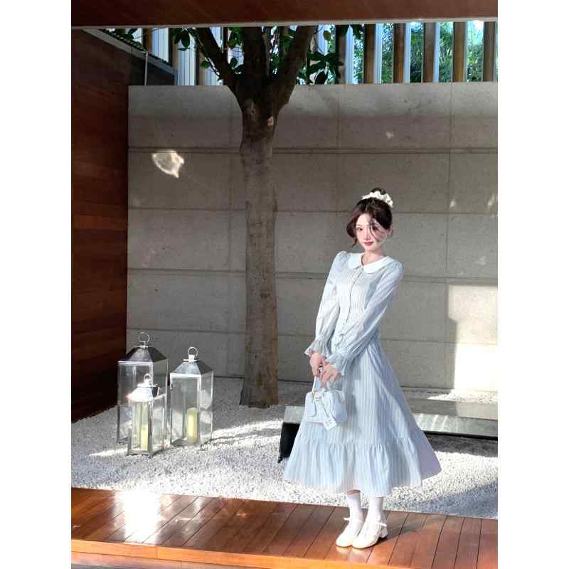 秋服 コーデ レディース 流行り物 オシャレ カワイイ  分かりやすい 成年者カワイイ 気が大きい大きさ   ナビゲーション 分科大学 背広 青 白 縞模様 長袖 プルオーバー 2点 仕掛ける