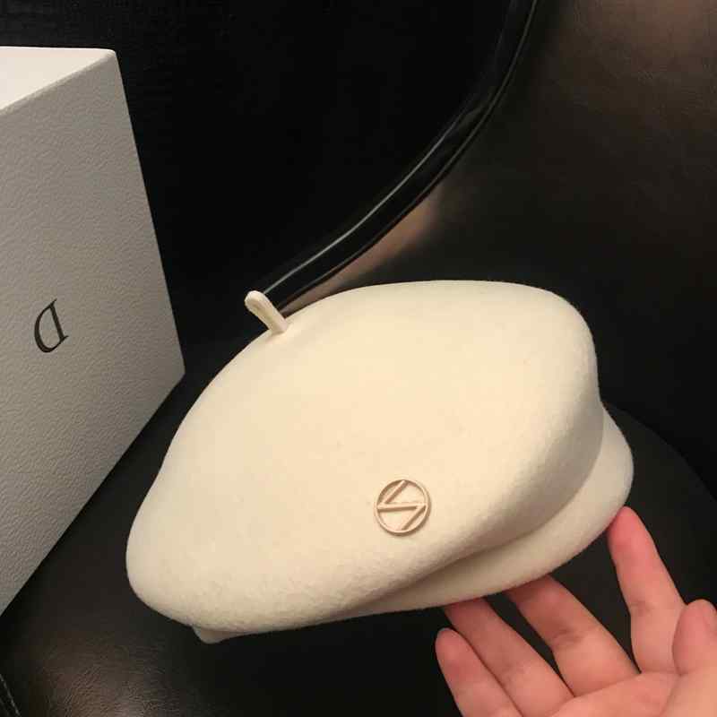 秋冬 コーデ レディース 流行り物 オシャレ  カワイイ  分かりやすい 成年者カワイイ  韓国表現スタイル ベレー帽 羊毛 雅びやか ペインター かぶり笠