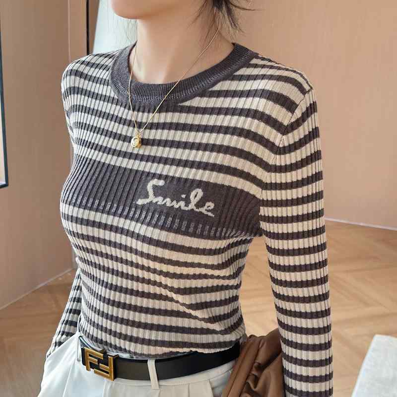 春 コーデ レディース 流行り物 オシャレ カワイイ   分かりやすい 好いたらしいめ 自然的 雅びやか心地よい お上さん服 羊毛 ラウンドのど首 縞模様 スウェーター 長袖 か細い ティーシャツ スウェーター