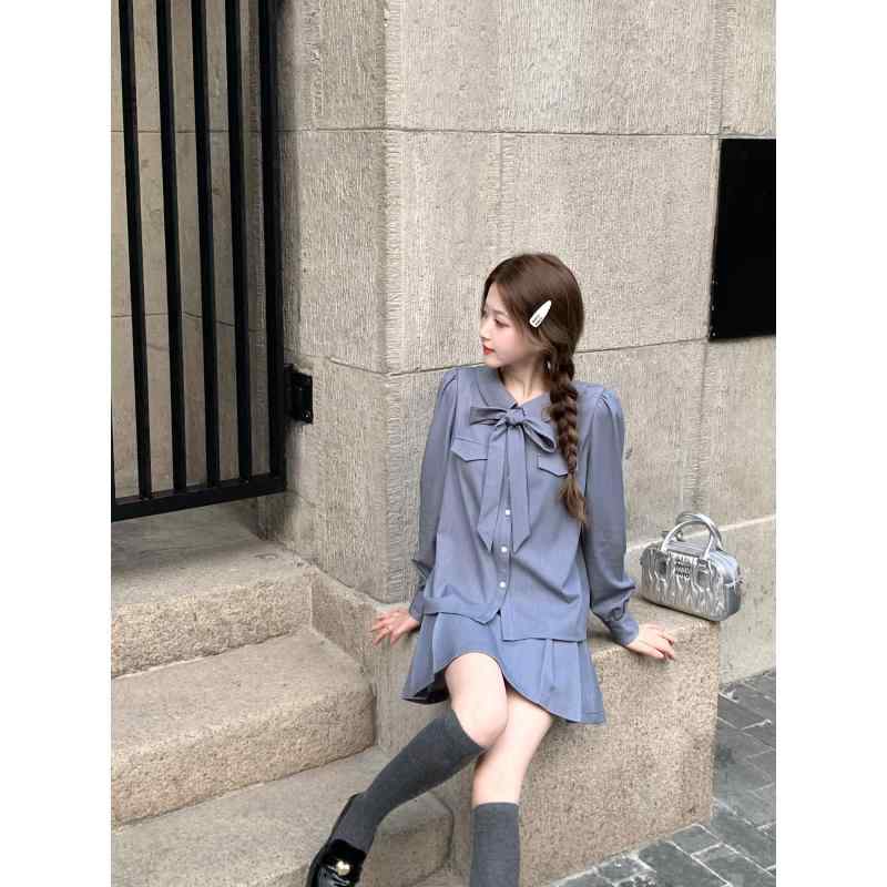 秋服 コーデ レディース ファッション オシャレ カワイイ シンプル 大人カワイイ 大きいサイズ ガールズ カレッジ ブルー シャツ スーツ プリーツスカート 2点 セット