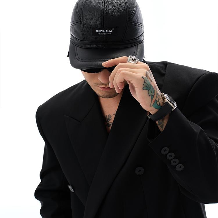 春 コーデ メンズ  服 分かりやすい 流行り物 オシャレ 成年者 かっこいい 気が大きい大きさ 表どおり 成人男性服  黒 編み目 牛皮 サーマル 野球 旗がしら 耳保護すること