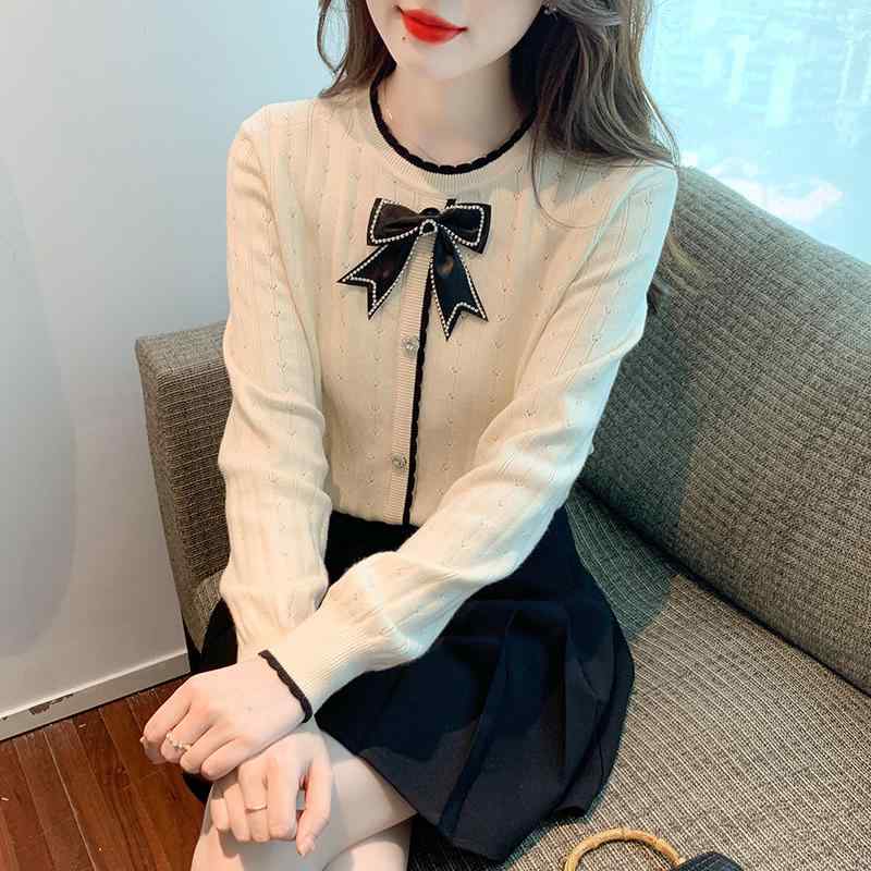 春 コーデ レディース ファッション オシャレ アイテム カワイイ 用 シンプル 大人カワイイ ラウンドネック ボウ セーター 服 ニット レイヤリング シャツ トップス
