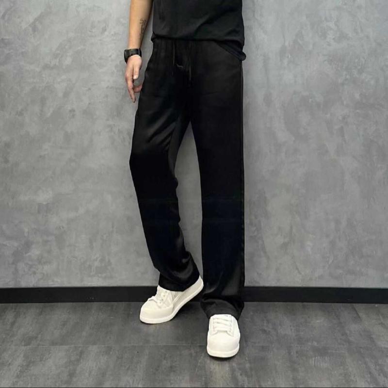 春 コーデ メンズ 用 服 シンプル ファッション オシャレ 大人 かっこいい 大きいサイズ ストリート 紳士服 ハイエンド 光沢 アセテート カジュアル パンツ ドレープ サテン ストレート レッグ ワイド ロング