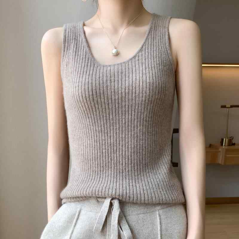 春 コーデ レディース 流行り物 オシャレ カワイイ   分かりやすい 好いたらしいめ 自然的 雅びやか心地よい お上さん服 キャミソール ラウンドのど首 か細い填まる 肌付き 分かりやすい スウェーター 編み物 度合い輪っか プルオーバー