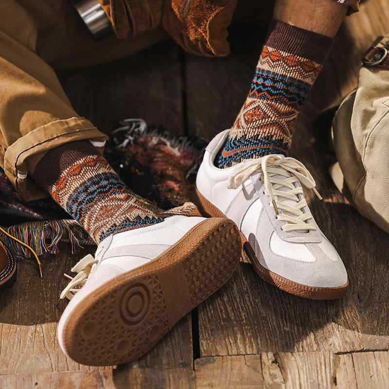 春 コーデ メンズ 用 服 分かりやすい 流行り物 オシャレ 成年者 かっこいい 気が大きい大きさ 表どおり 成人男性服 靴 レトロ 運動競技 余暇 木目細か トゥ 度合い 牛皮 白