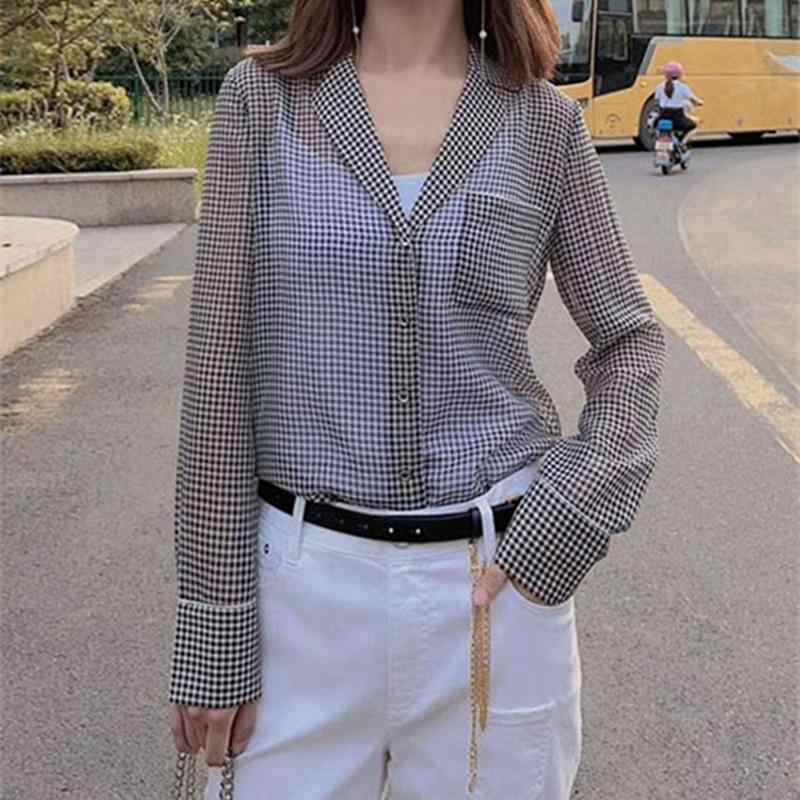 春 コーデ レディース 流行り物 オシャレ 個条 カワイイ コーデ 分かりやすい 好いたらしい 自然的 雅びやか心地よい 用   白いこと 色合い 表現スタイル 読み合わせる柄 長袖 プルオーバー トップ