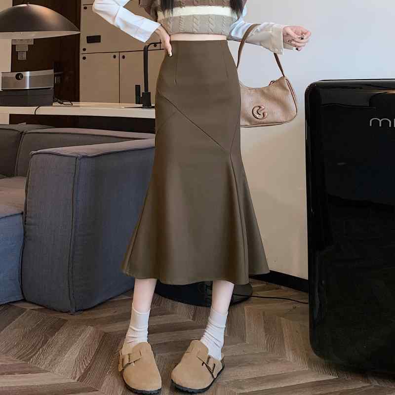 春 コーデ レディース ファッション オシャレ アイテム カワイイ コーデ シンプル きれい ナチュラル 上品カジュアル 用 レトロ ブラウン フィッシュ テール スカート ハイウエスト スリム ヒップ ロング丈