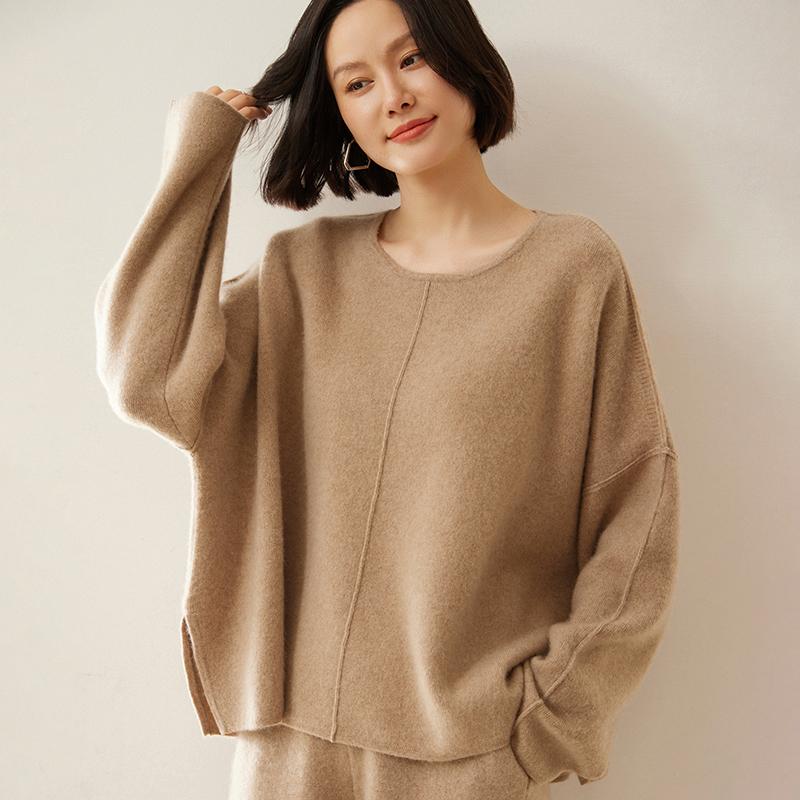 春 コーデ レディース ファッション オシャレ カワイイ シンプル きれいめ ナチュラル 上品カジュアル 婦人服 厚手 セーター スリット ラウンドネック 無地 ｜リコット