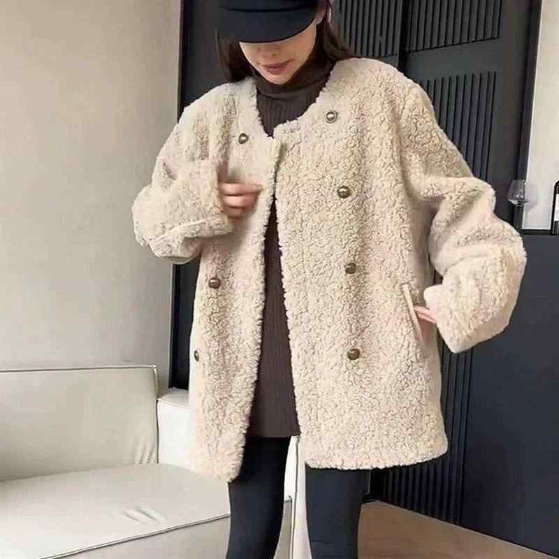 春 コーデ レディース ファッション オシャレ カワイイ シンプル きれいめ ナチュラル 上品カジュアル 婦人服 ファー ワンピース ゆったり ラム スリム コート 厚手 トップス