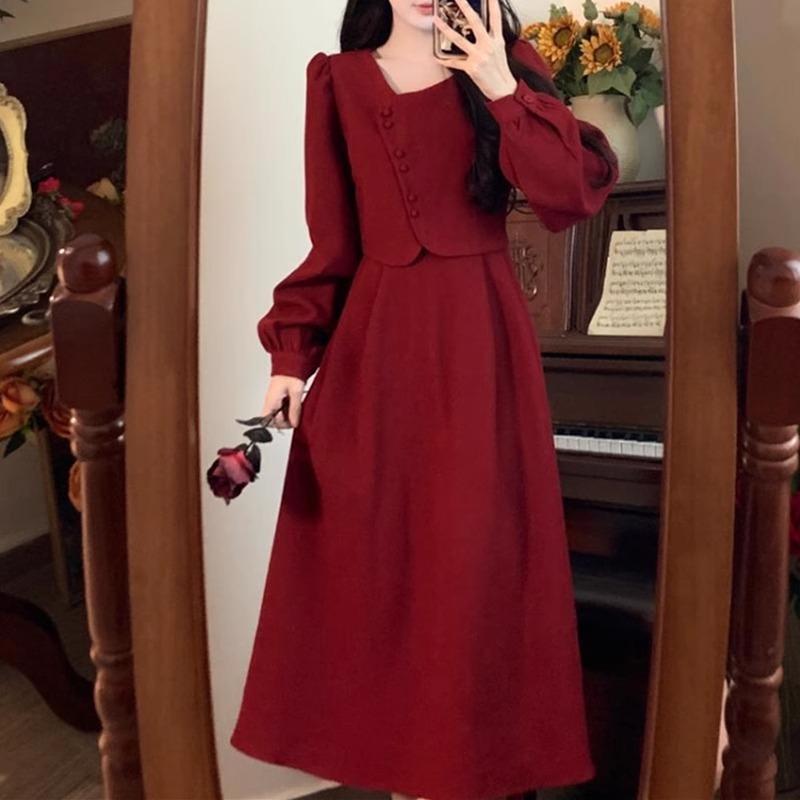 春 コーデ レディース ファッション オシャレ カワイイ シンプル きれいめ ナチュラル 上品カジュアル 婦人服 フレンチ 赤 ドレス ハイエンド ウエスト スリム スカート
