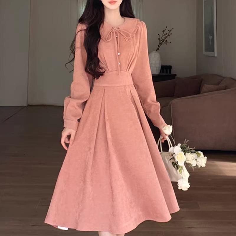春 コーデ レディース ファッション オシャレ カワイイ シンプル きれいめ ナチュラル 上品カジュアル 婦人服 フレンチ ピンク ドレス スリム コーデュロイ ロング スカート