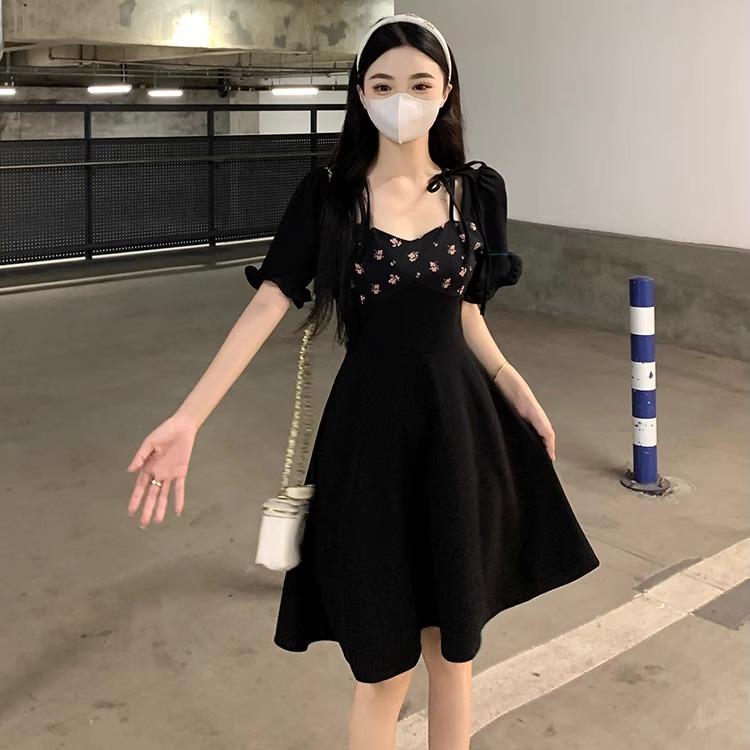 春 コーデ レディース ファッション オシャレ カワイイ シンプル きれいめ ナチュラル 上品カジュアル 婦人服 黒 スクエアネック 花柄 ドレス 夏 フレンチ クラシック カバー スリム Aライン スカート