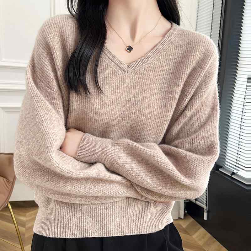 春 コーデ レディース ファッション オシャレ カワイイ シンプル きれいめ ナチュラル 上品カジュアル 婦人服 ウール セーター Vネックプルオーバー 大きいサイズ ニット シャツ トップス ｜リコット