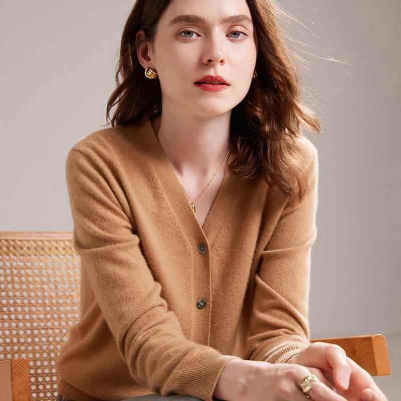 春 コーデ レディース ファッション オシャレ カワイイ シンプル きれいめ ナチュラル 上品カジュアル 婦人服 セーター カーディガン Vネック ジャケット ニットウェア 長袖 トップス