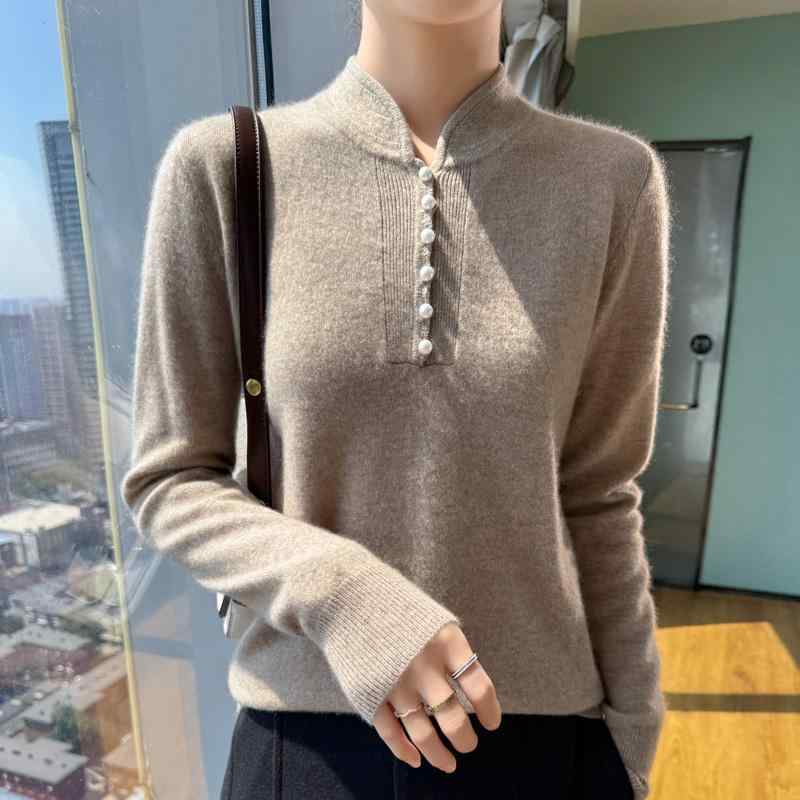 春 コーデ レディース ファッション オシャレ カワイイ シンプル きれいめ ナチュラル 上品カジュアル 婦人服 スタンドカラー ウール セーター プルオーバー インナー レイヤリング シャツ