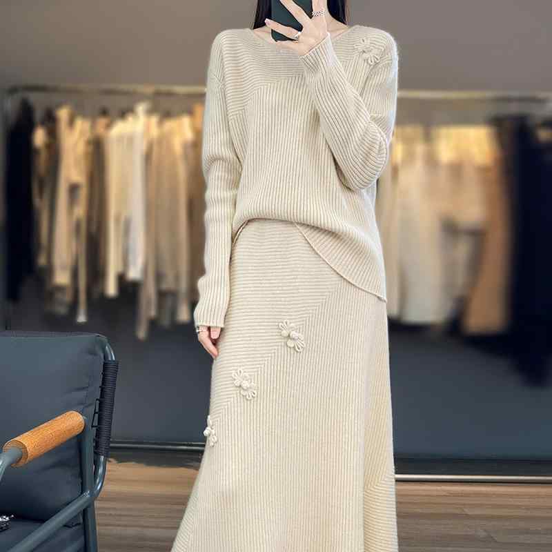 春 コーデ レディース ファッション オシャレ カワイイ シンプル きれいめ ナチュラル 上品カジュアル 婦人服 ウール スーツ スカート クラシック ラウンドネック プルオーバー セーター ニット