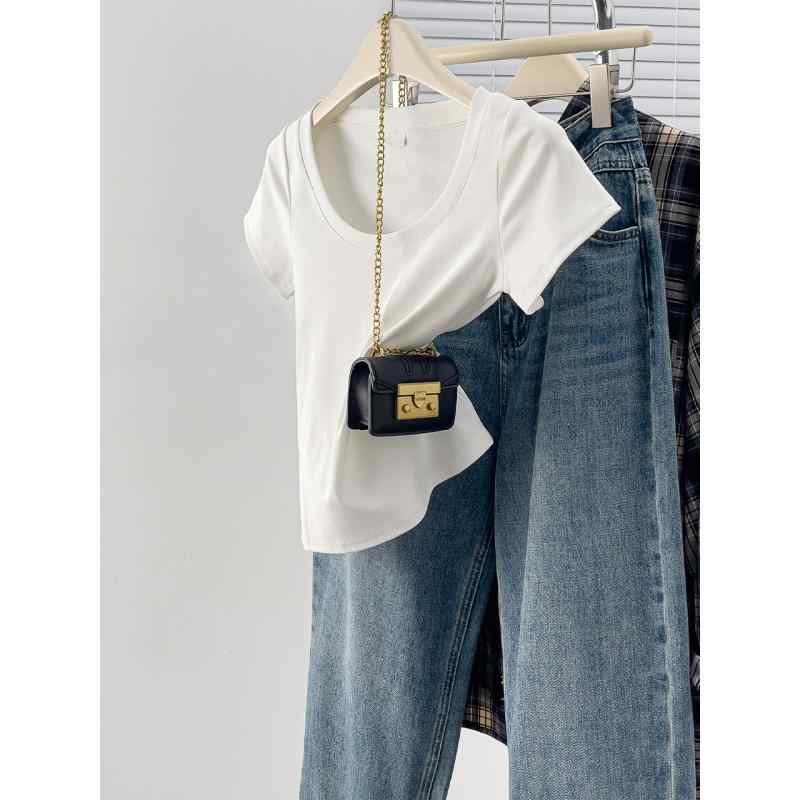 春 コーデ レディース ファッション オシャレ カワイイ シンプル きれいめ ナチュラル 上品カジュアル 婦人服 白 Uネック 半袖 Tシャツ 夏 シンプル カジュアル スリム トップス