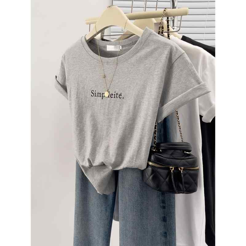 春 コーデ レディース ファッション オシャレ カワイイ シンプル きれいめ ナチュラル 上品カジュアル 婦人服 グレー 半袖 Tシャツ 夏 レター プリント コットン トップス