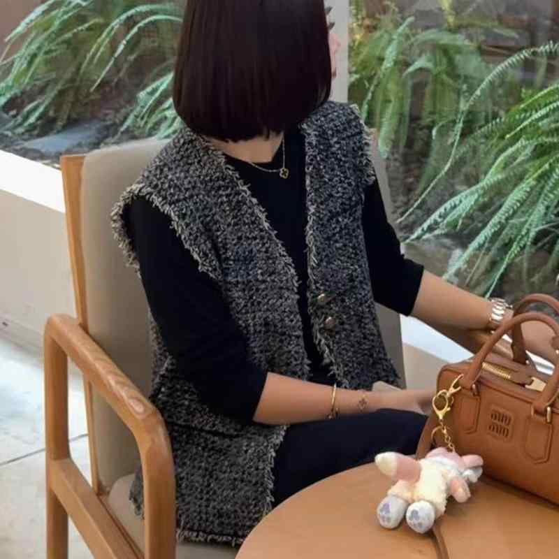 春 コーデ レディース ファッション オシャレ カワイイ シンプル きれいめ ナチュラル 上品カジュアル 婦人服 ハイエンド ベスト カジュアル トップス ツイード ジャケット