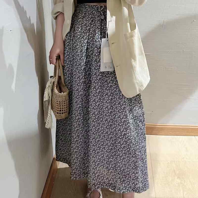 春 コーデ レディース 流行り物 オシャレ カワイイ   分かりやすい 好いたらしいめ 自然的 窈窕たる心地好い 成人女性服 古典派音楽 花柄 伸ばすこと 酉の方角 スコート 夏 真っただ中丈 ロング
