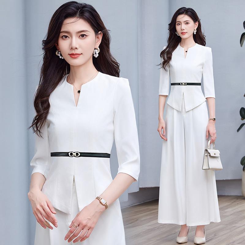 春 コーデ レディース ファッション オシャレ カワイイ シンプル きれいめ ナチュラル 上品カジュアル 婦人服 ホワイト ワイドレッグ パンツ スーツ ツーピース 夏 ウエスト Vネック ジャケット ｜リコット