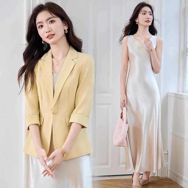 春 コーデ レディース ファッション オシャレ カワイイ シンプル きれいめ ナチュラル 上品カジュアル 婦人服 黄色 スーツ ジャケット ドレス |リコット