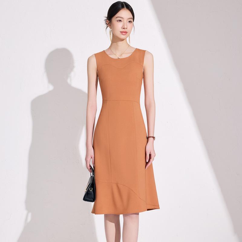 春 コーデ レディース ファッション オシャレ カワイイ シンプル きれいめ ナチュラル 上品カジュアル 婦人服 ドレス インナーウェア ベース スリム ミディアム丈 ノースリーブベスト |リコット