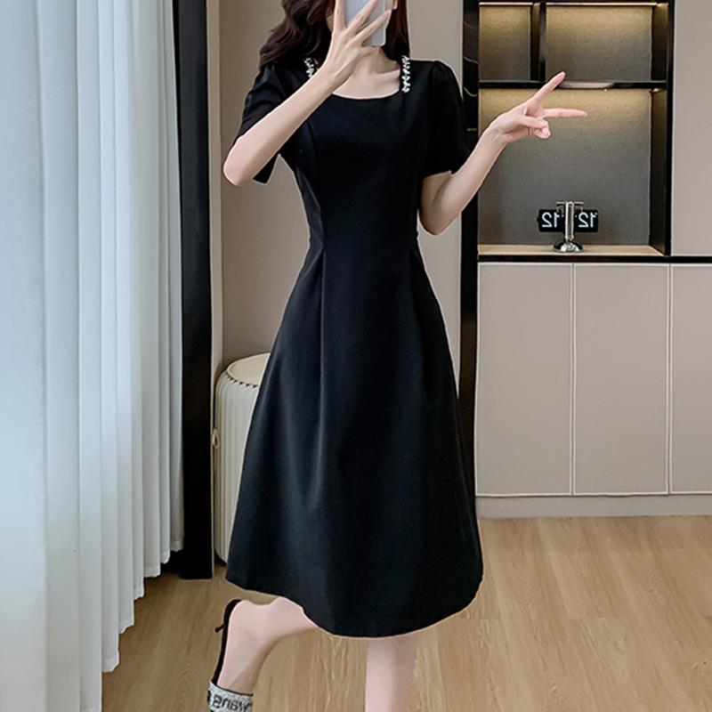 春 コーデ レディース ファッション オシャレ カワイイ シンプル きれいめ ナチュラル 上品カジュアル 婦人服 夏 黒 ドレス ウエスト 半袖 ミドル丈 スカート ｜リコット