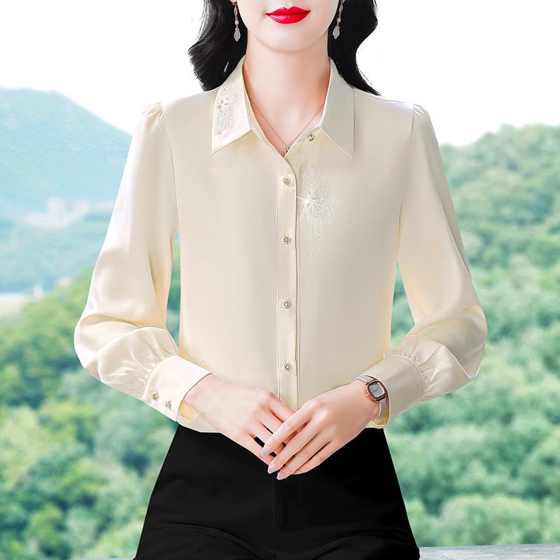 春 コーデ レディース ファッション オシャレ カワイイ シンプル きれいめ ナチュラル 上品カジュアル 婦人服 サテンシャツ スタイリッシュ トップス シャツ 長袖