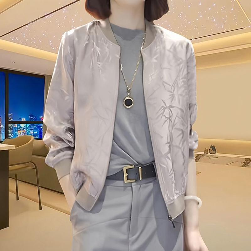 春 コーデ レディース ファッション オシャレ カワイイ シンプル きれいめ ナチュラル 上品カジュアル 婦人服 プリント ダーク ベース ジャケット カジュアル トップス