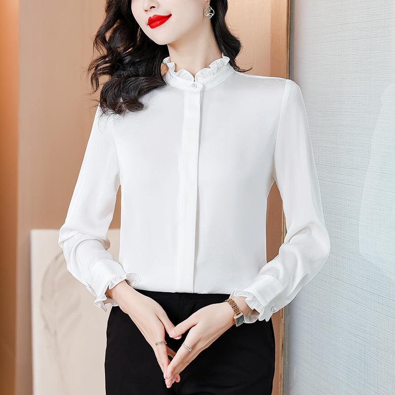 春 コーデ レディース ファッション オシャレ カワイイ シンプル きれいめ ナチュラル 上品カジュアル 婦人服 白 シフォン 長袖 シャツ トップス