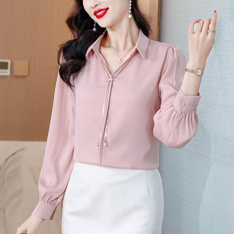 春 コーデ レディース ファッション オシャレ カワイイ シンプル きれいめ ナチュラル 上品カジュアル 婦人服 長袖 Vネック シャツ ゆったり カジュアル スリム トップス