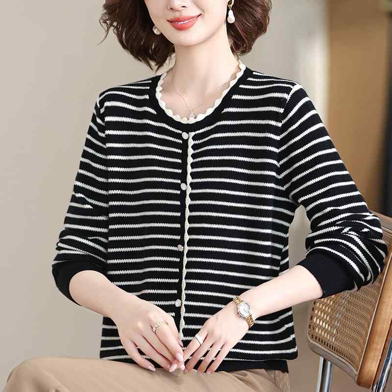 春 コーデ レディース ファッション オシャレ カワイイ シンプル きれいめ ナチュラル 上品カジュアル 婦人服 トップス 長袖 シャツ 柔らかい セーター 薄手